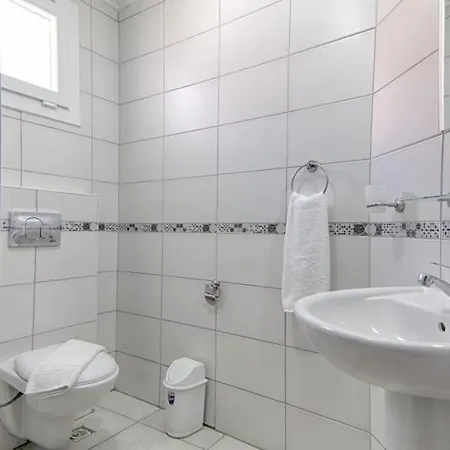 ölüdeniz Ovacıkta 5 Yatak Odalı, 12 Kişilik , Müstakil Havuzlu 2 Villa Fethiye