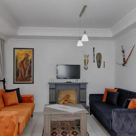 ölüdeniz Ovacıkta 5 Yatak Odalı, 12 Kişilik , Müstakil Havuzlu 2 Villa Fethiye